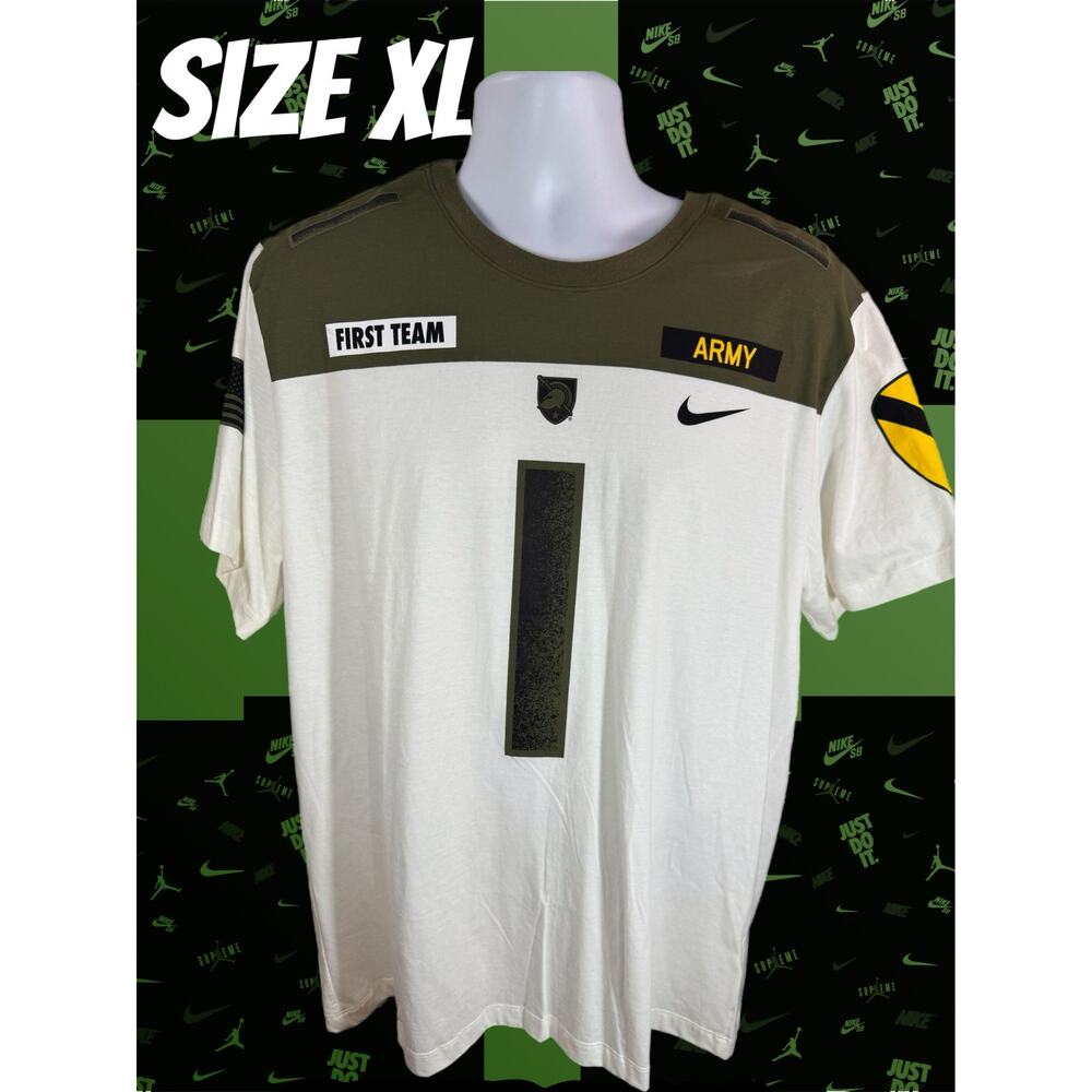 NIKE Army West Point Black Knights Tee — Mens XL #1 Rivalry